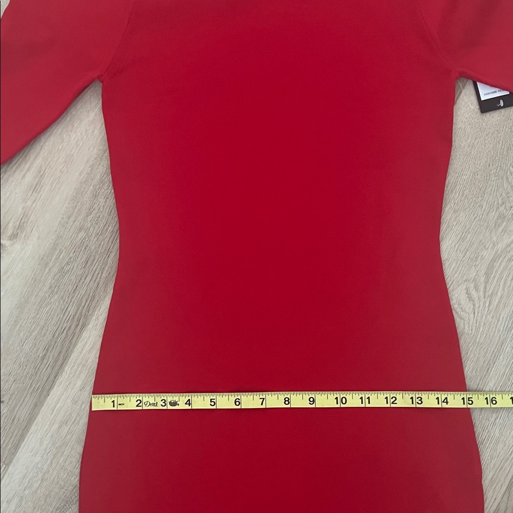 Badgley Mischka NWT red off shoulder, bodycon,cocktail $280 retail- - Picture 9 of 9
